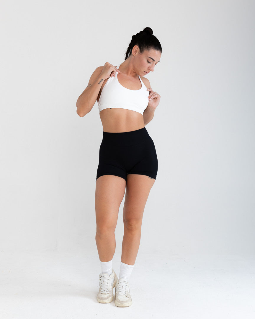 Delta Seamless Shorts – Black